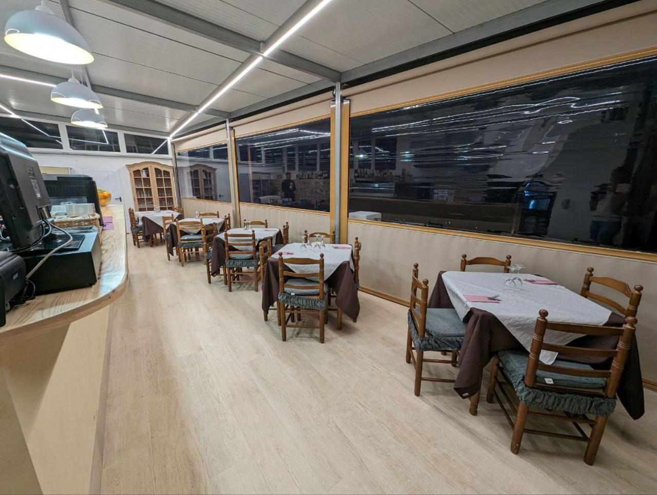 Turisticos Isa I Toni * Sella